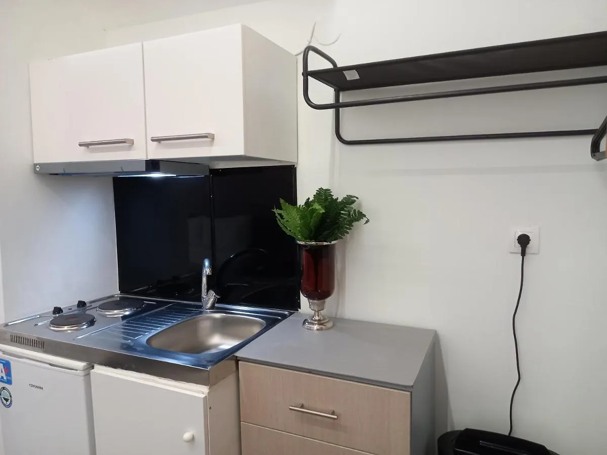 Eros Welcome Stay Downtown Studio - Explore Center By Foot - Close To Helexpo & University Thessaloniki Apartment