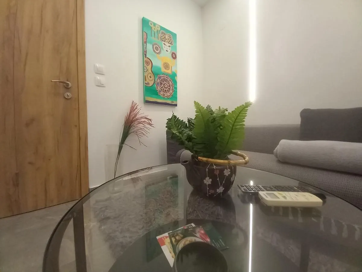 Eros Welcome Stay Downtown Studio - Explore Center By Foot - Close To Helexpo & University Thessaloniki Apartment
